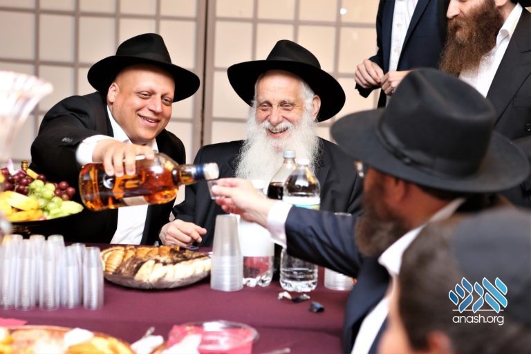 L’Chaim: Ghods – Raichik