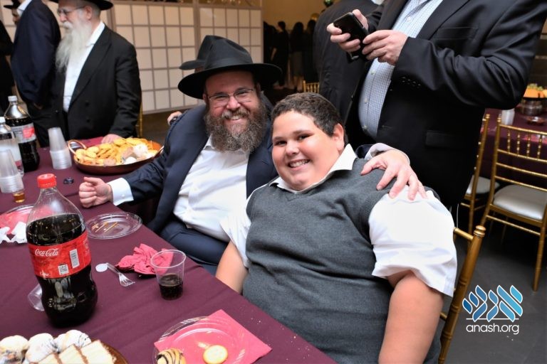 L’Chaim: Ghods – Raichik