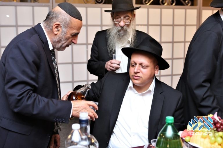 L’Chaim: Ghods – Raichik
