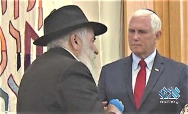Vice President Pence Visits Chabad of Poway
