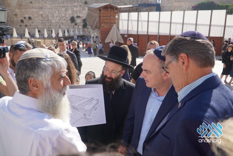 US Energy Secretary Visits the Kosel