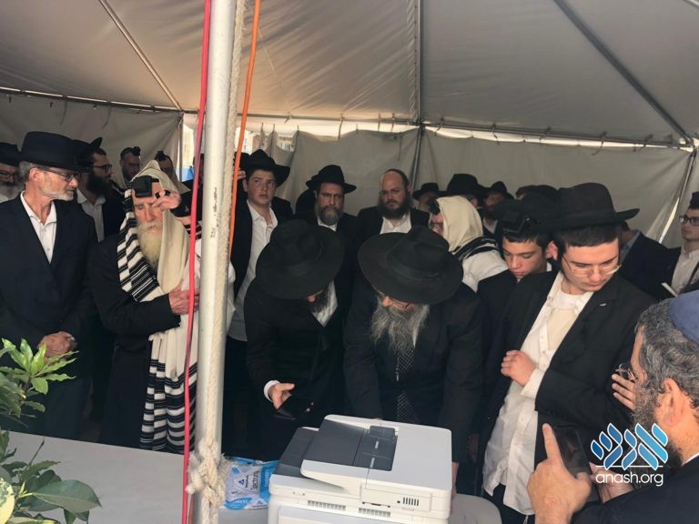 New Tanya Printed at Rabbi Cunin’s Home