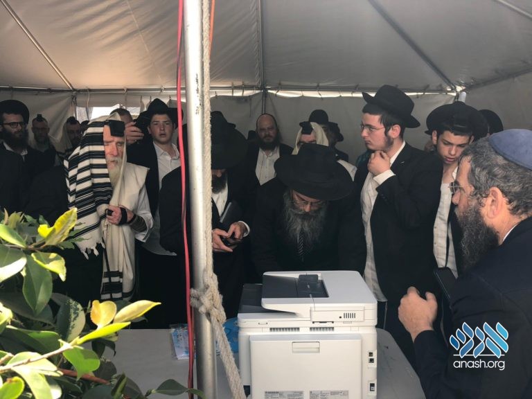 New Tanya Printed at Rabbi Cunin’s Home