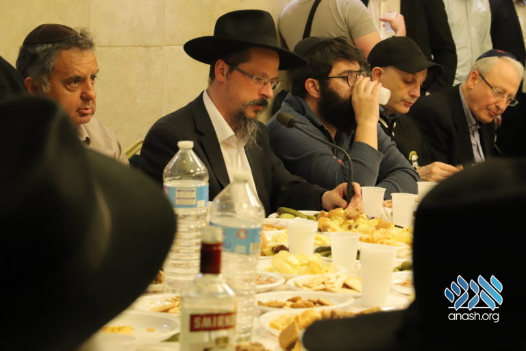 Paris Celebrates Yud Beis Tammuz