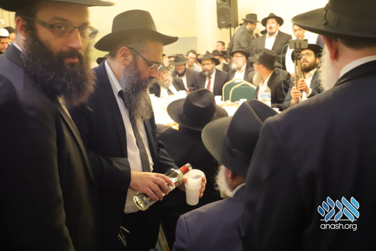 Paris Celebrates Yud Beis Tammuz