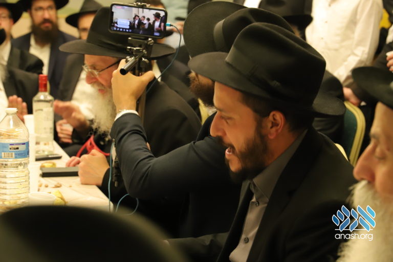 Paris Celebrates Yud Beis Tammuz