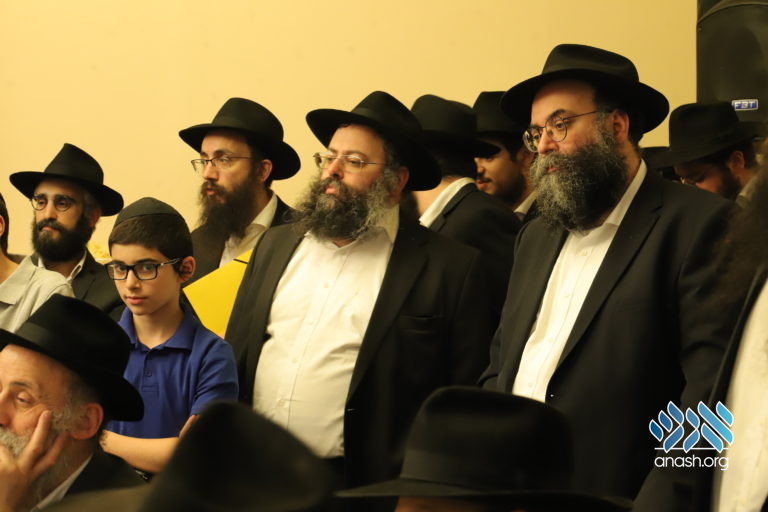 Paris Celebrates Yud Beis Tammuz