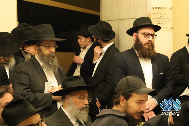 Paris Celebrates Yud Beis Tammuz