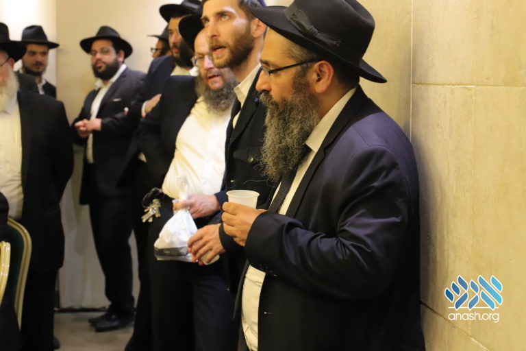 Paris Celebrates Yud Beis Tammuz