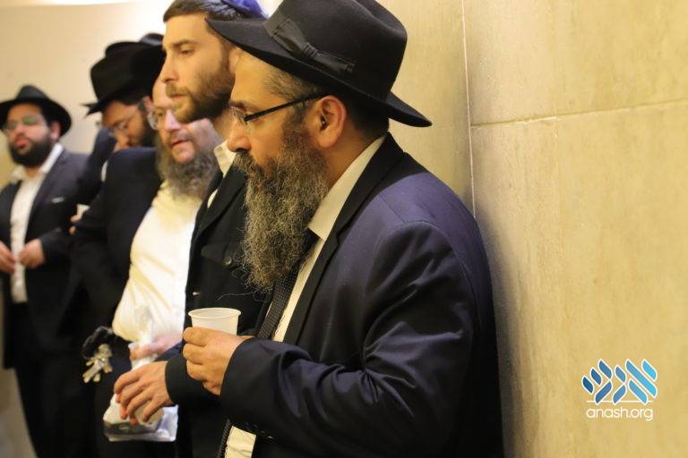 Paris Celebrates Yud Beis Tammuz