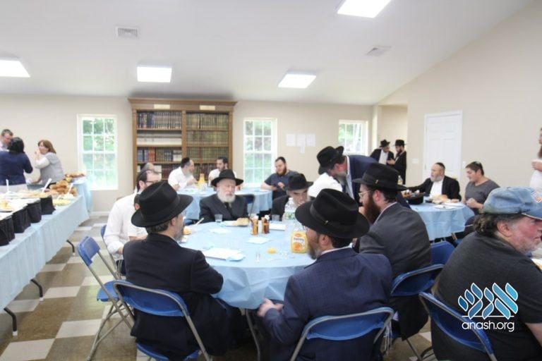 A New Staff Zal For Gan Yisroel