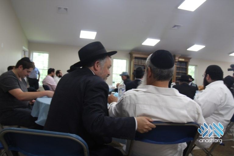 A New Staff Zal For Gan Yisroel