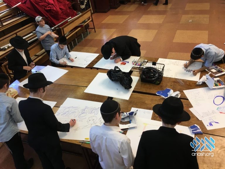 Tzeirei Hatmimim Hosts Rosh Yeshiva