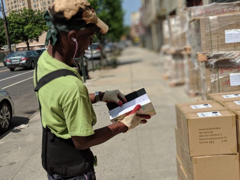 9,000 Books Arrive at JEM