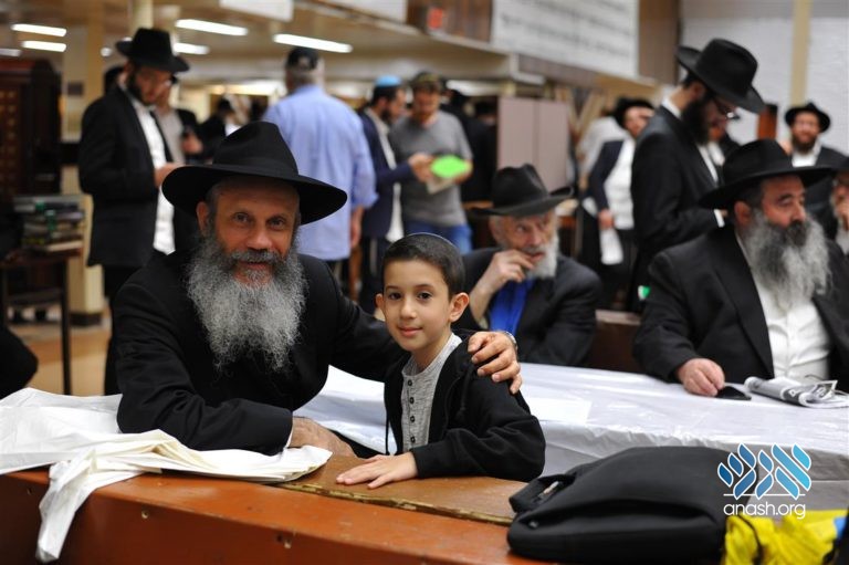 770 Celebrates the Chag Hageula