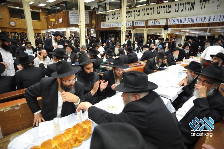 770 Celebrates the Chag Hageula
