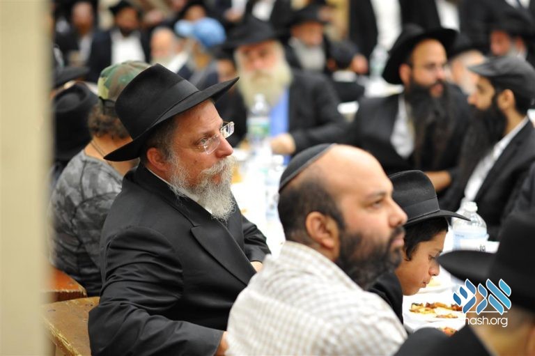 770 Celebrates the Chag Hageula