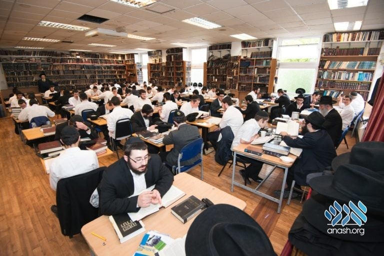 Famous Yeshiva at Risk of  Closing Its Doors