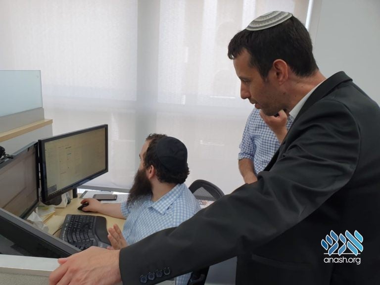 Knesset Member Visits 770