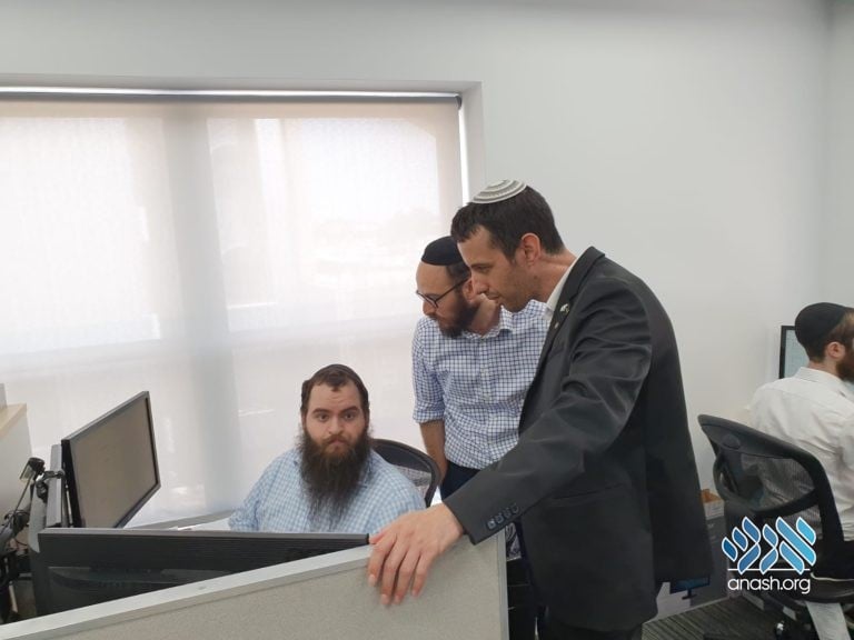 Knesset Member Visits 770