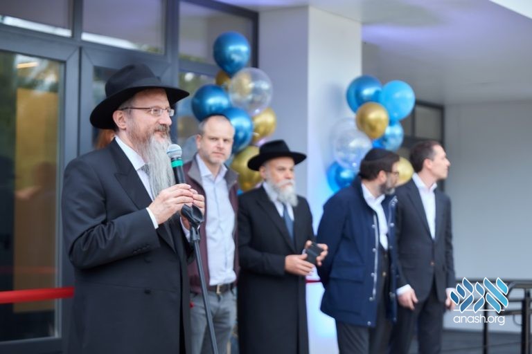 New Building Dedicated at Moscow Camp