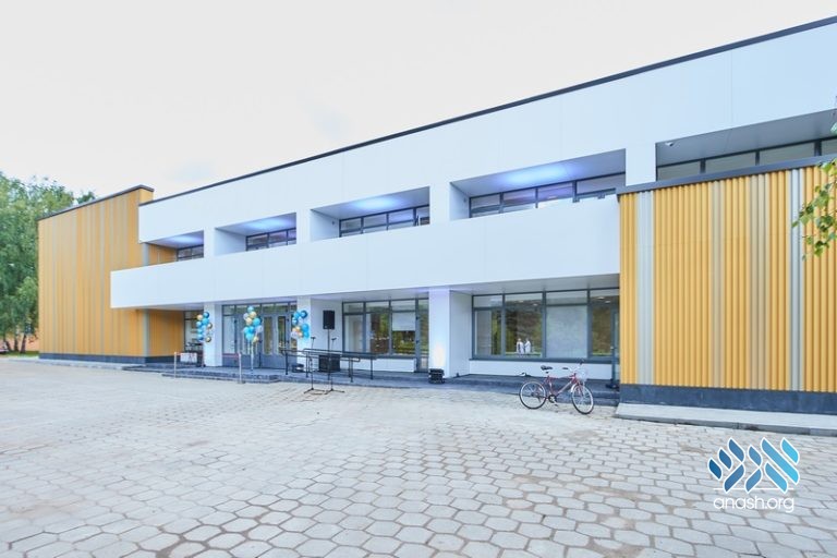 New Building Dedicated at Moscow Camp