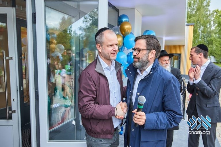 New Building Dedicated at Moscow Camp