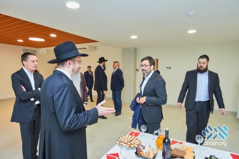 New Building Dedicated at Moscow Camp