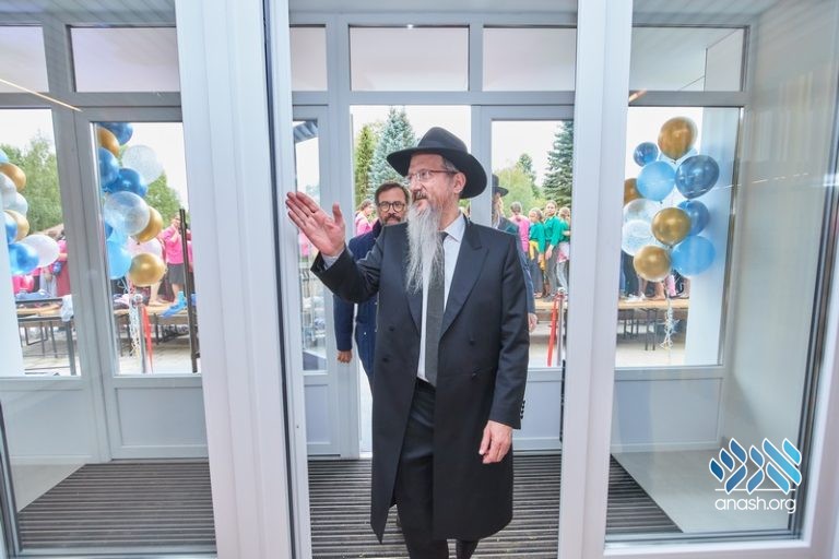 New Building Dedicated at Moscow Camp