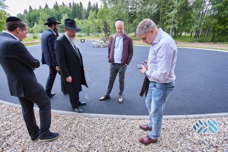 New Building Dedicated at Moscow Camp