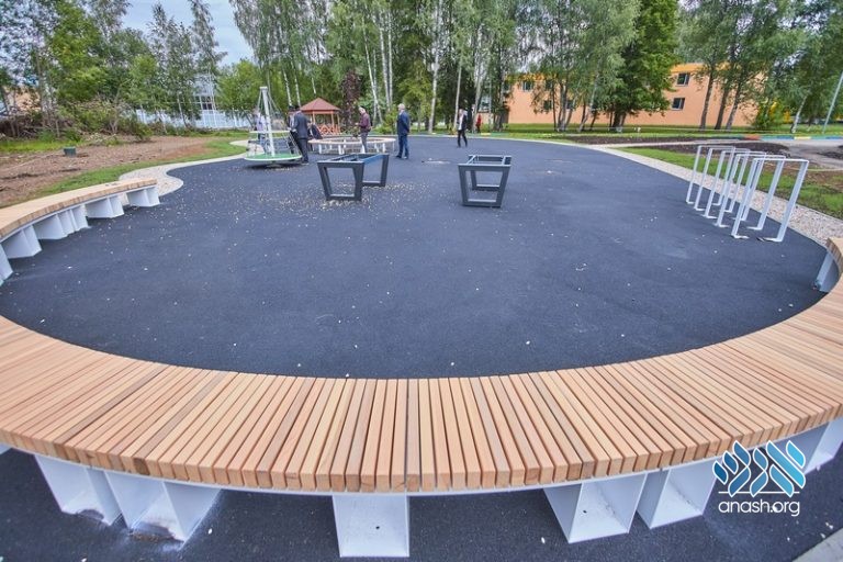 New Building Dedicated at Moscow Camp