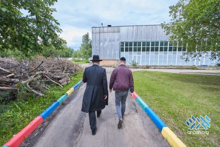 New Building Dedicated at Moscow Camp
