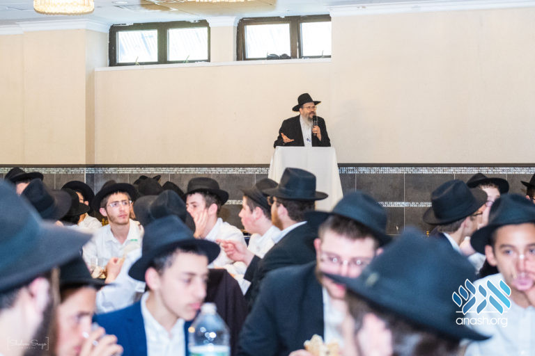 Hanachos Finalists Gather for Award Ceremony