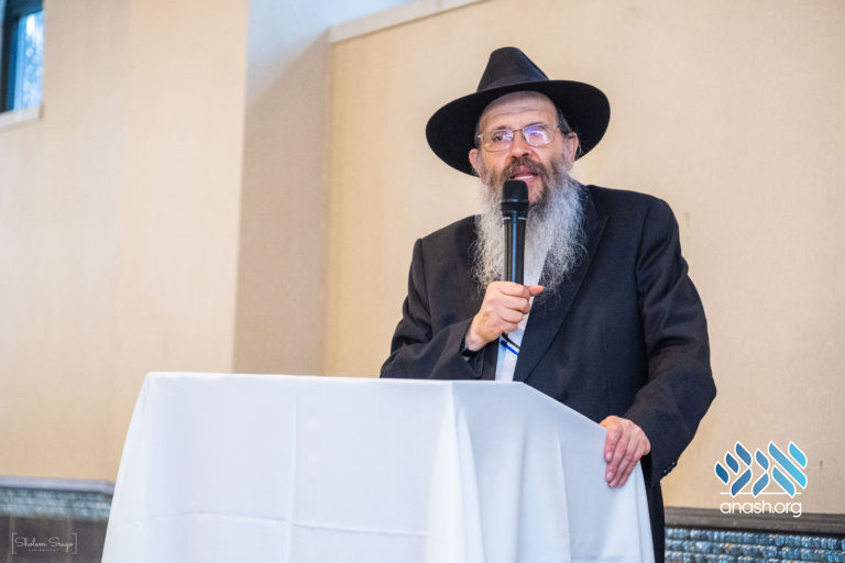 Hanachos Finalists Gather for Award Ceremony