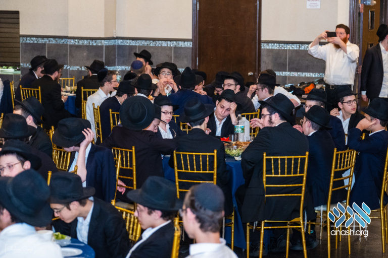 Hanachos Finalists Gather for Award Ceremony