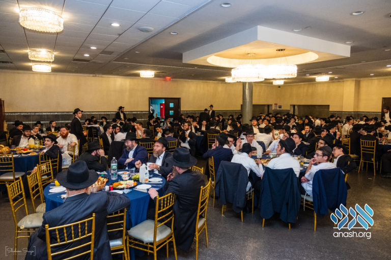 Hanachos Finalists Gather for Award Ceremony