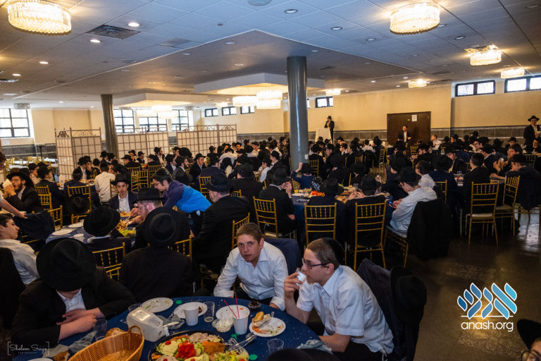 Hanachos Finalists Gather for Award Ceremony