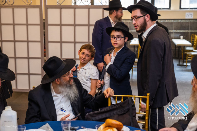 Hanachos Finalists Gather for Award Ceremony