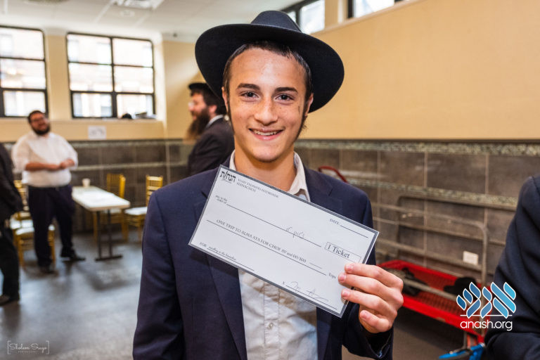 Hanachos Finalists Gather for Award Ceremony