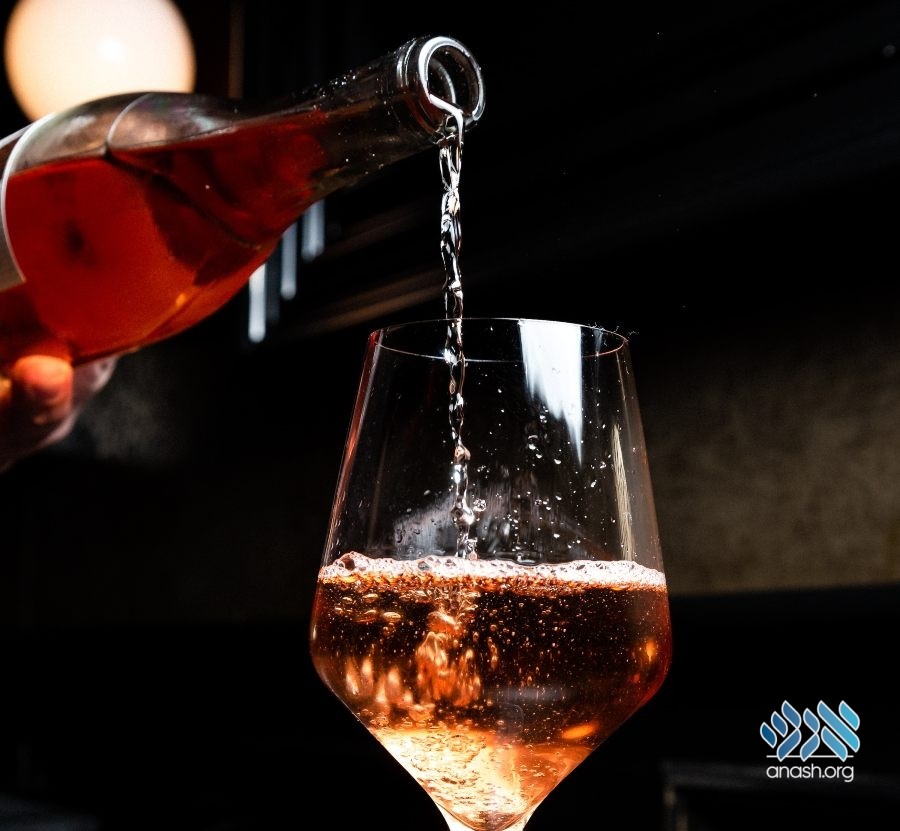 Diluting Kiddush Wine, Grape Juice