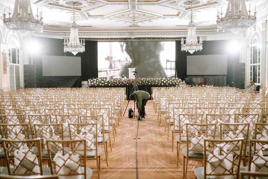 “Embrace the Moment: An Evening of Unity and Inspiration”