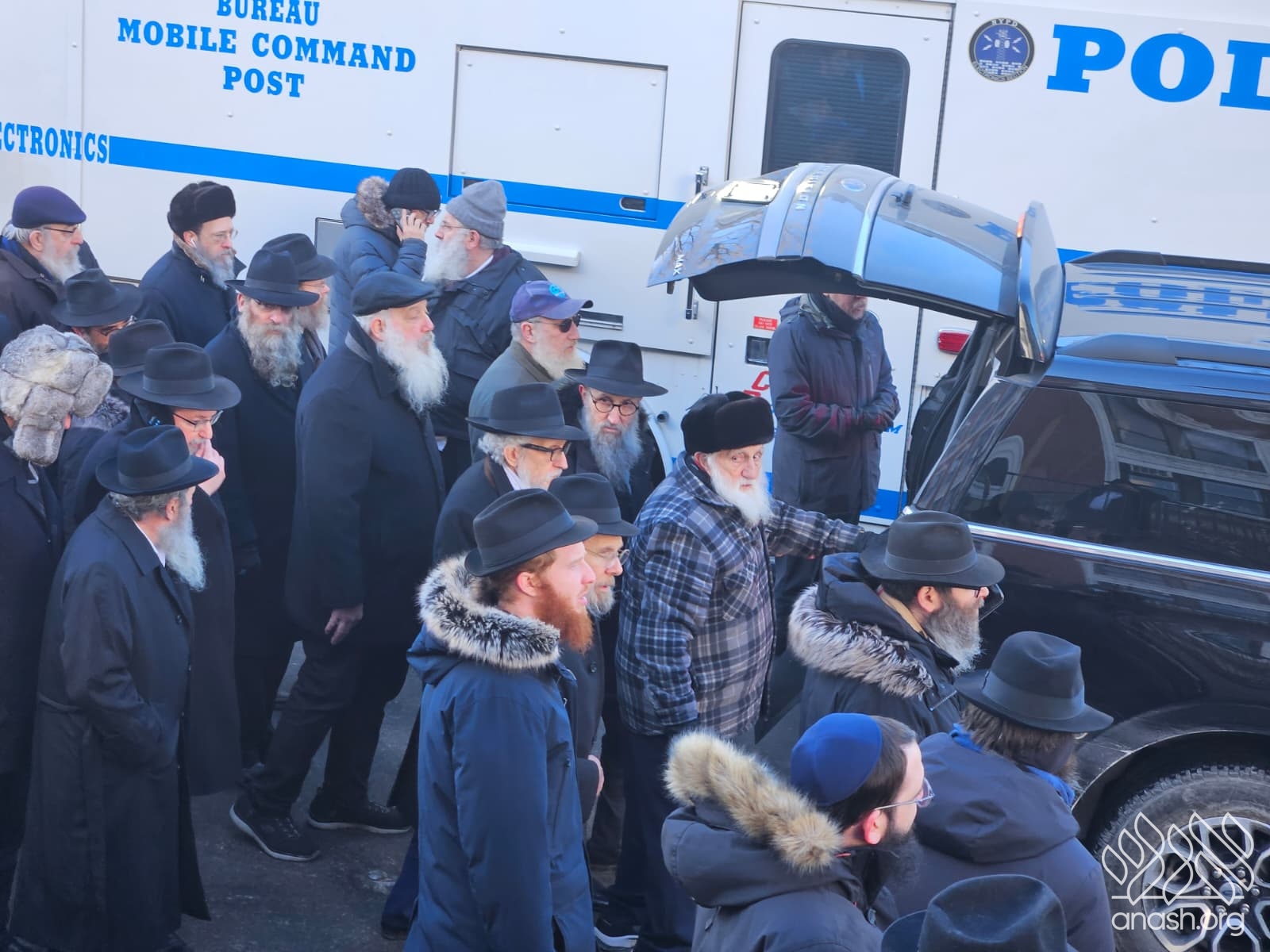 Levaya Held for Rabbi Alter Metzger