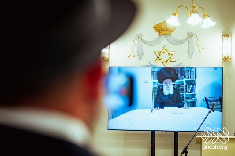 Historic Budapest Shul Reopens as First Teen-Run Shul