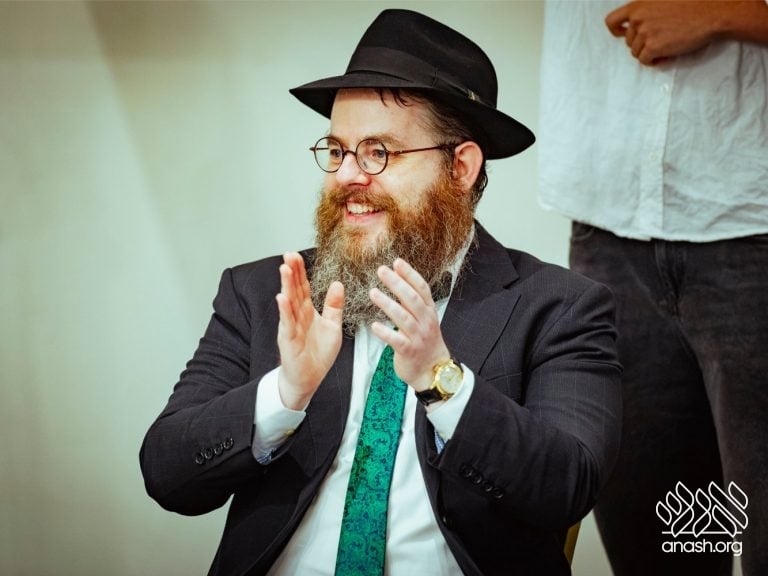 Historic Budapest Shul Reopens as First Teen-Run Shul