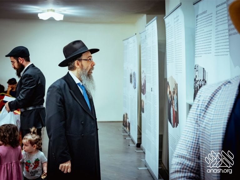 Historic Budapest Shul Reopens as First Teen-Run Shul