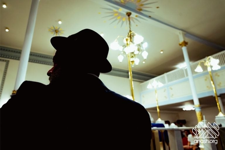 Historic Budapest Shul Reopens as First Teen-Run Shul